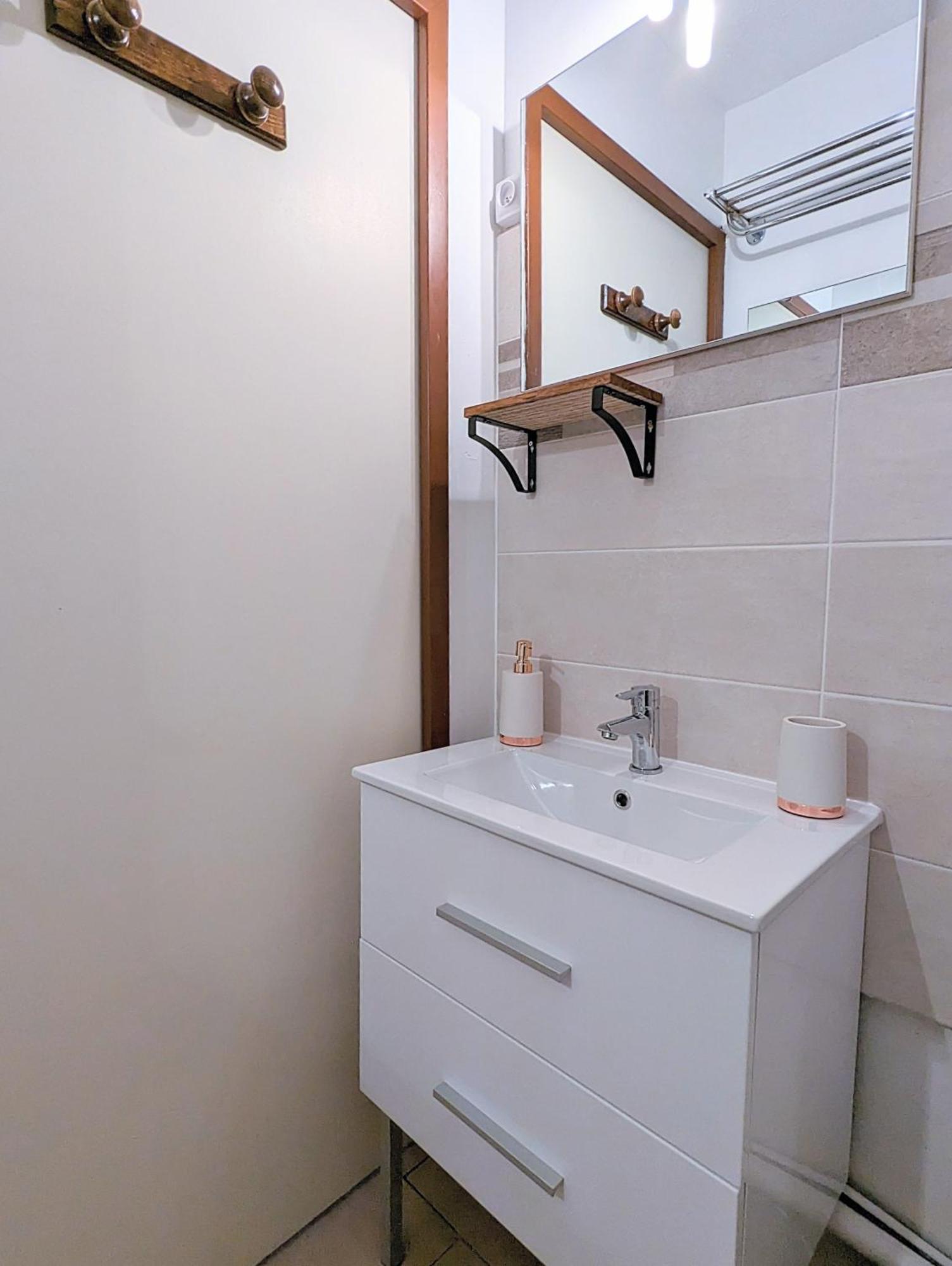 אגדה Appartement Au Calme + Parking מראה חיצוני תמונה